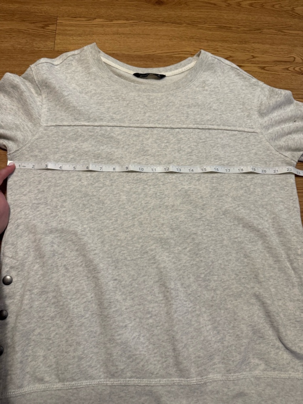 Abercrombie & Fitch Light Gray Crewneck Sweatshirt